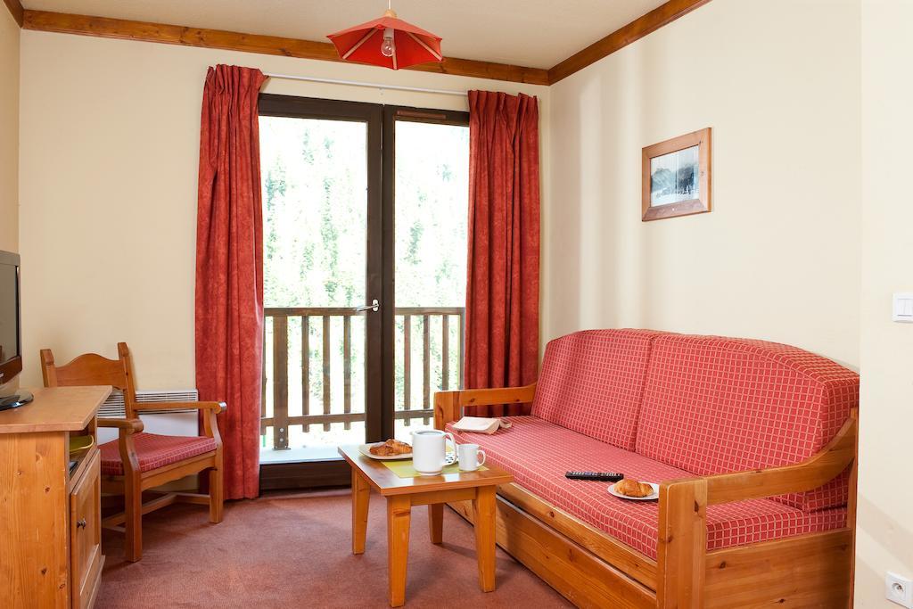 Madame Vacances Residence Les Chalets Du Thabor Valfrejus Exterior foto